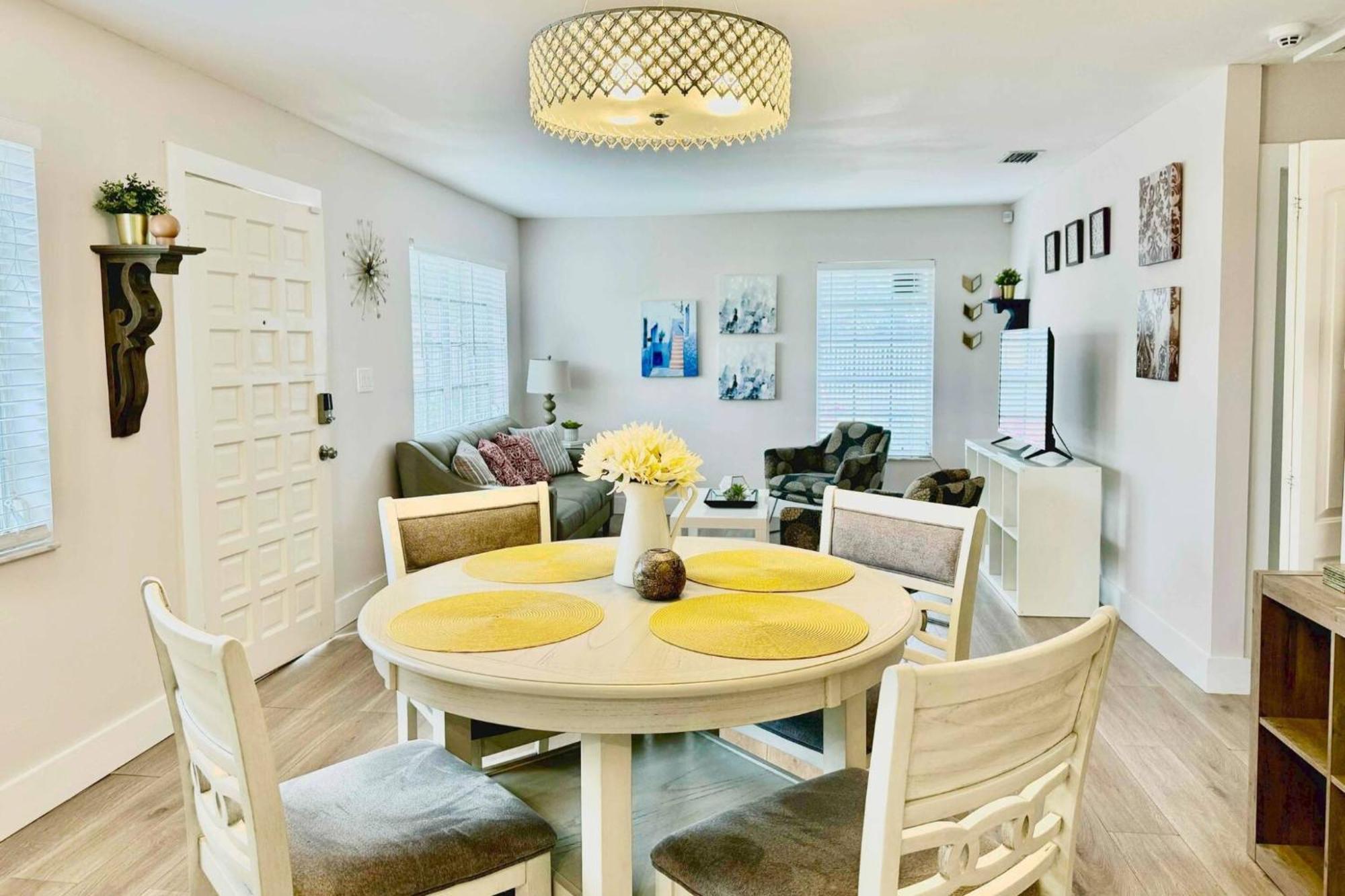 Cozy Miami Villa Near Coconut Grove And The University Of Miami Eksteriør billede