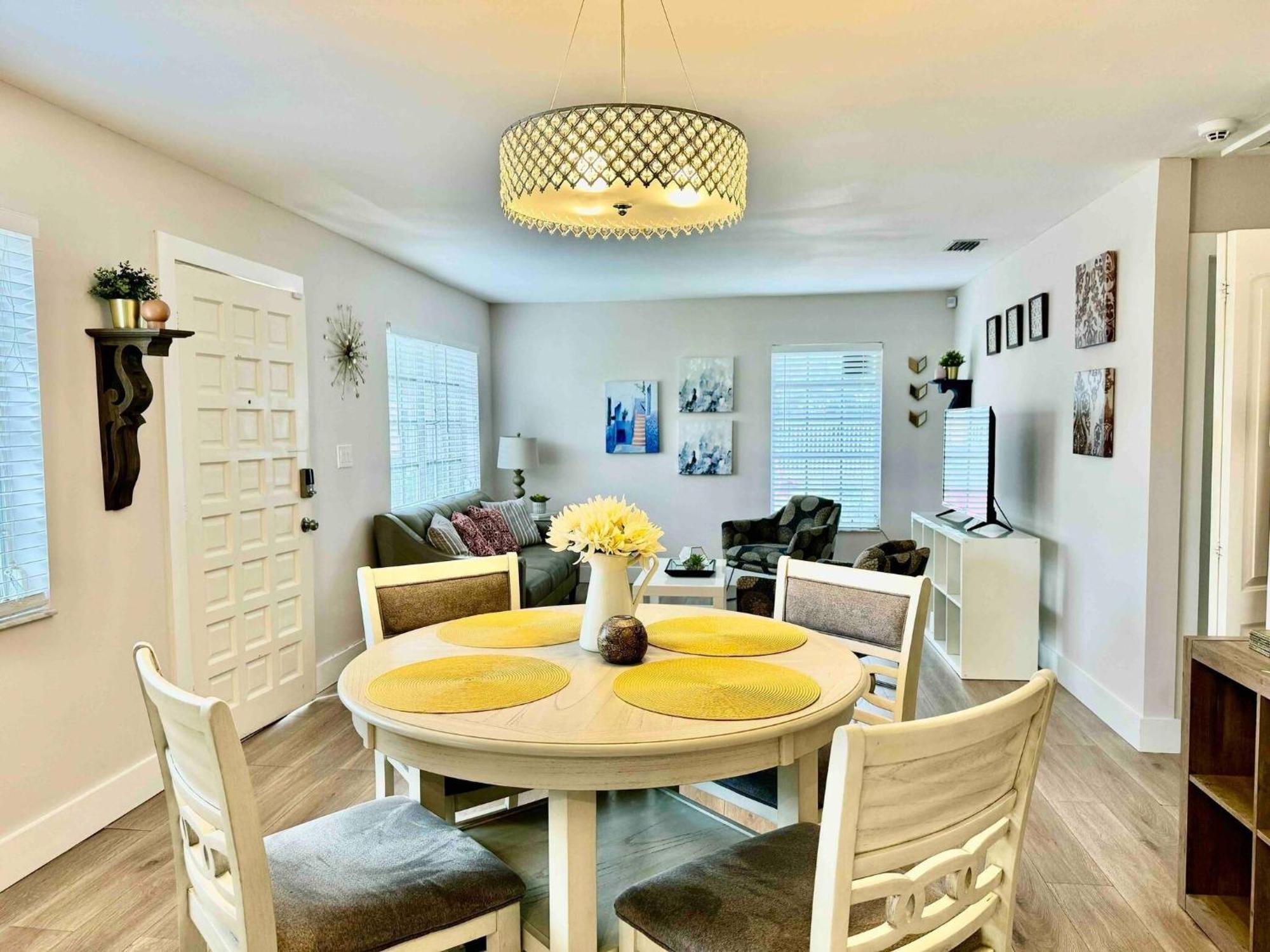 Cozy Miami Villa Near Coconut Grove And The University Of Miami Eksteriør billede